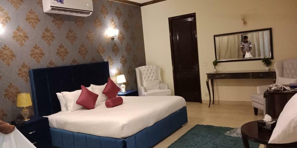 Westin Suites Лахор Экстерьер фото